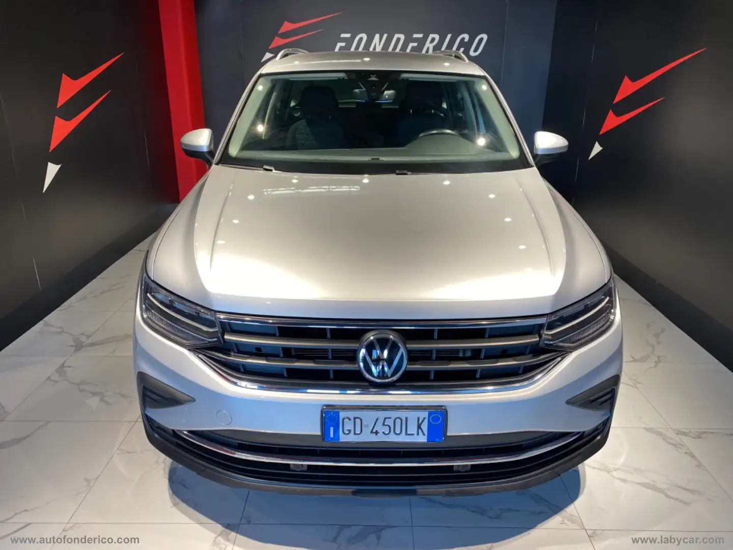 Volkswagen Tiguan 2.0 TDI SCR Life Argento - 1