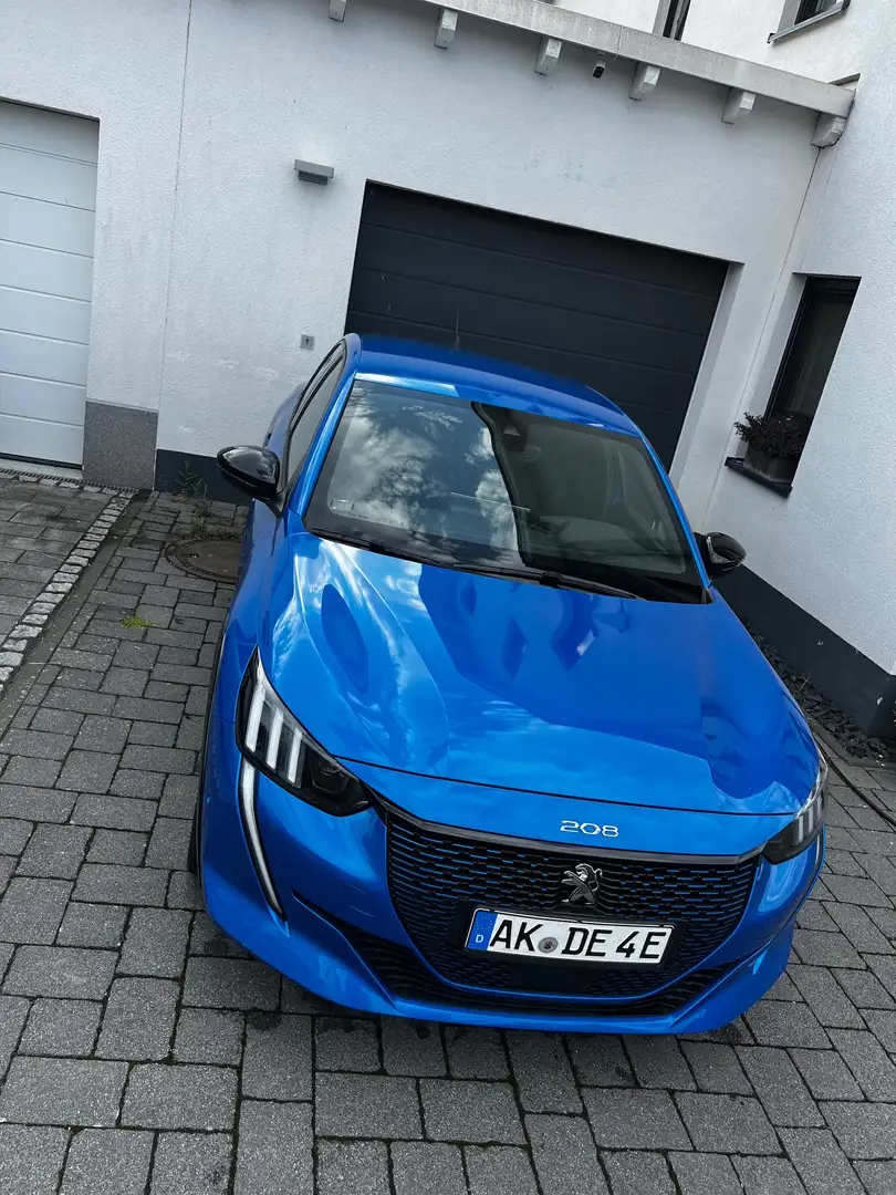 Peugeot e-208 208 Elektro 208 Elektromotor 136 GT Blau - 1