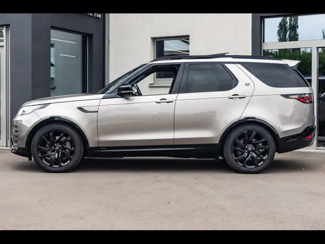 Land Rover Discovery 3 view 2