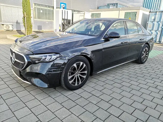Mercedes-Benz E 220 d VirtualCockpit NAVI Prem. MBUX Kamera Ambiente