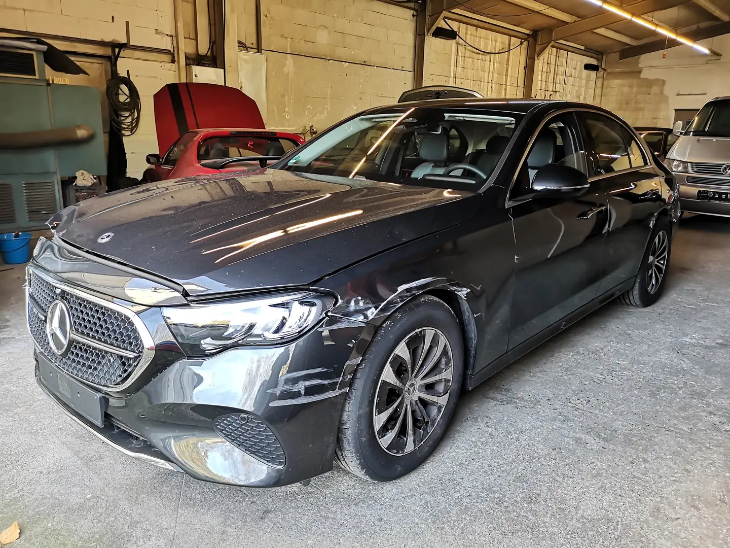 Mercedes-Benz E 220 d Avantgarde Seitenschaden Vollfahrbereit Grau - 1