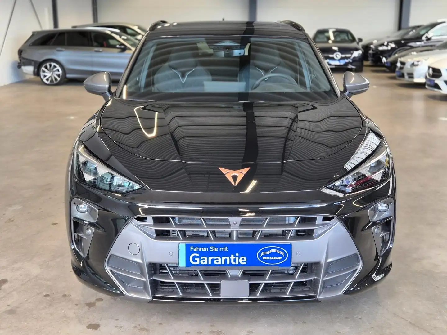 CUPRA Terramar TERRAMAR 2.0TSI 4D VZ PANO SENNHEISER MATRIX AHK Schwarz - 2