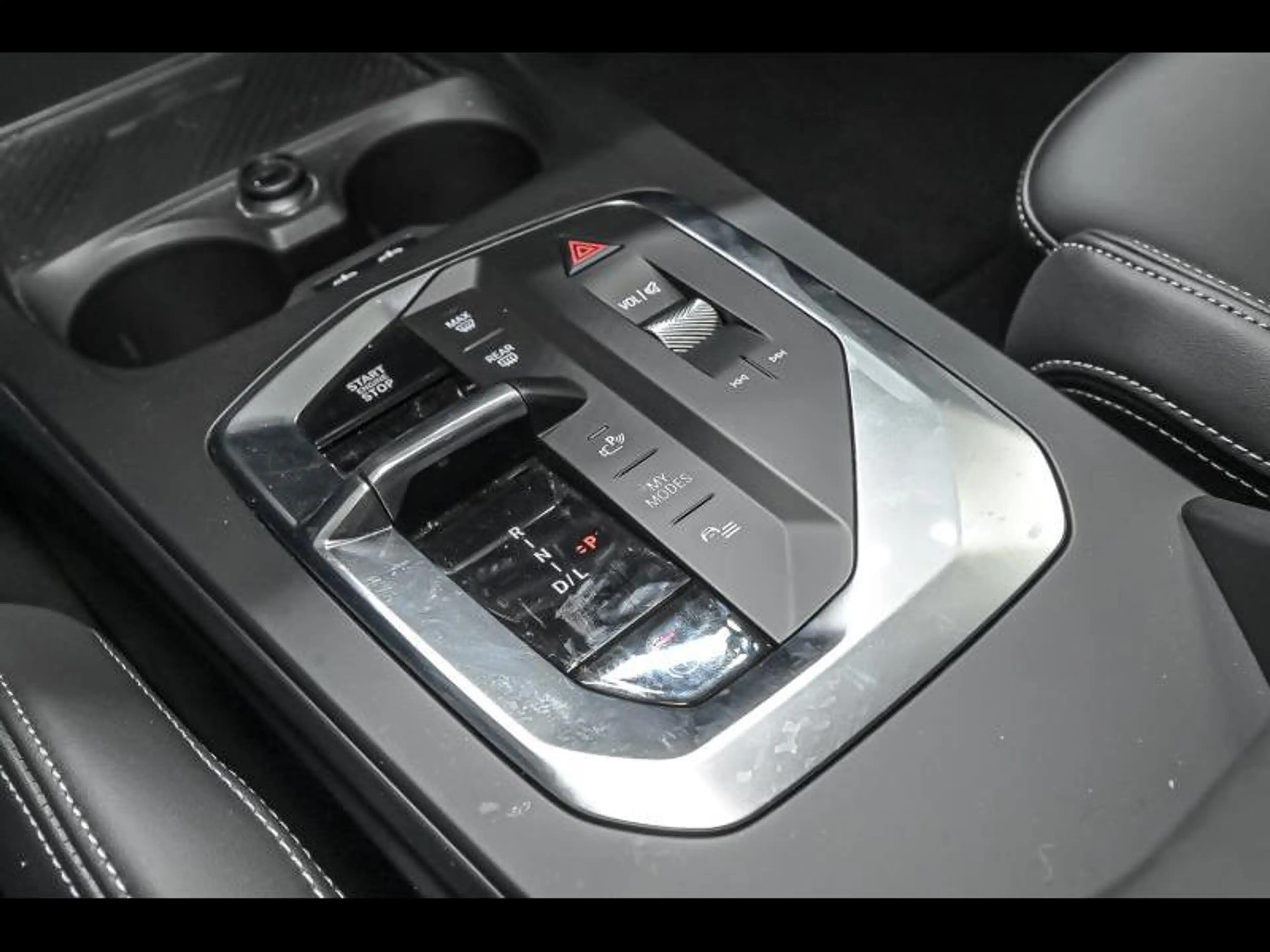 BMW 120 i - DASS|CAM|COMFORT|CARPLAY — photo 11