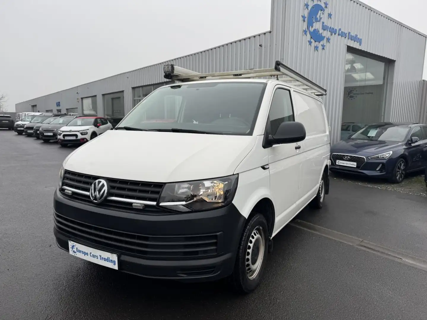 Volkswagen Transporter T6 2.0Tdi 101Ch Euro 6b Clim 12388€ HT Gar 12M Blanc - 1