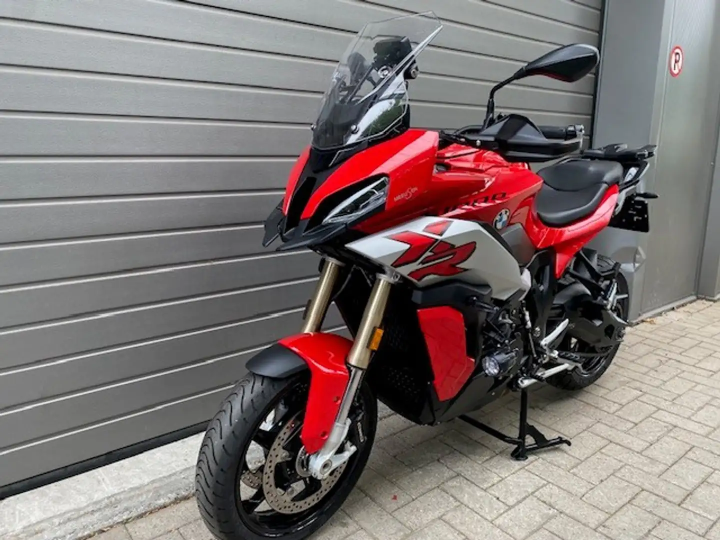 BMW S 1000 XR 0 Rot - 2