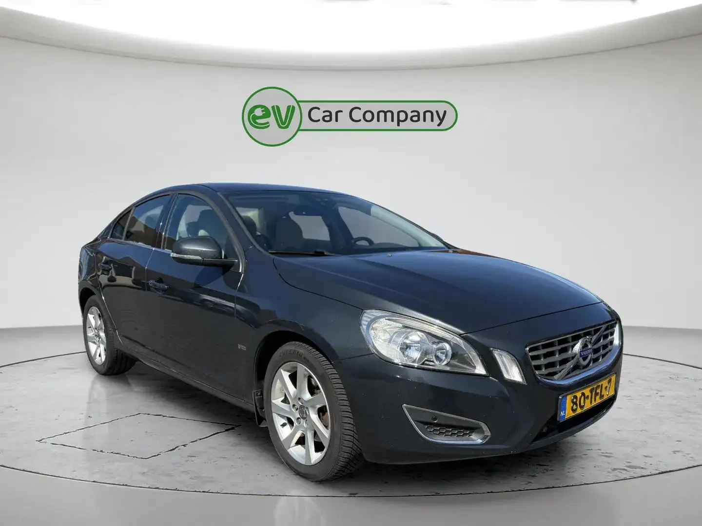 Volvo S60 2.0 D3 Business | Automaat | Exportprijs | Stoelve Grau - 2