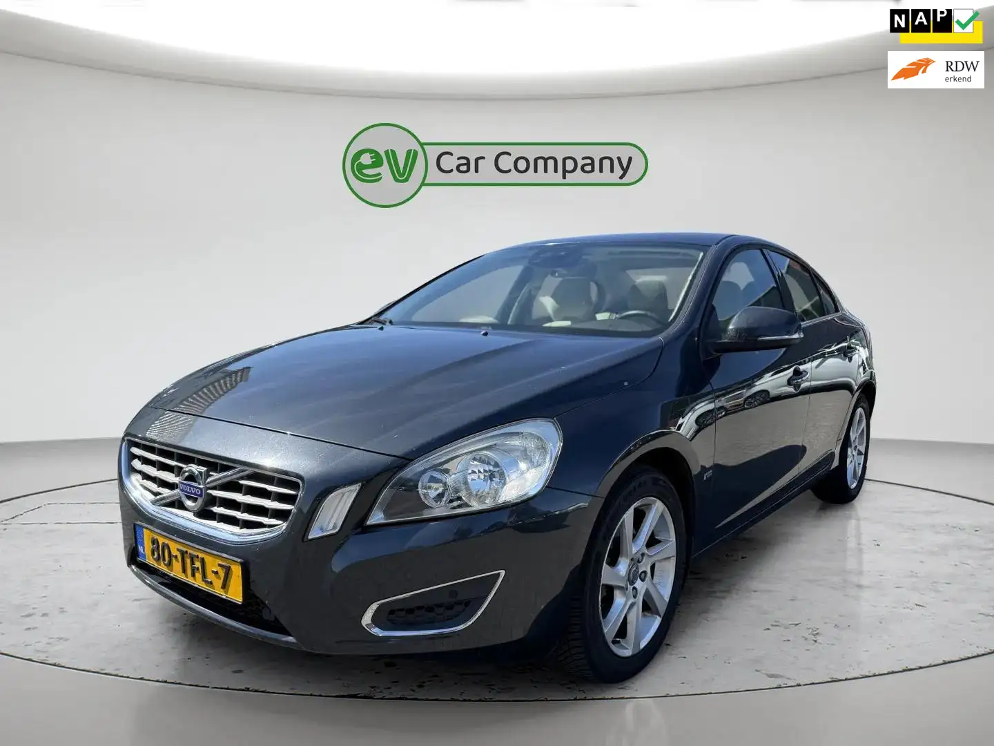 Volvo S60 2.0 D3 Business | Automaat | Exportprijs | Stoelve Grau - 1