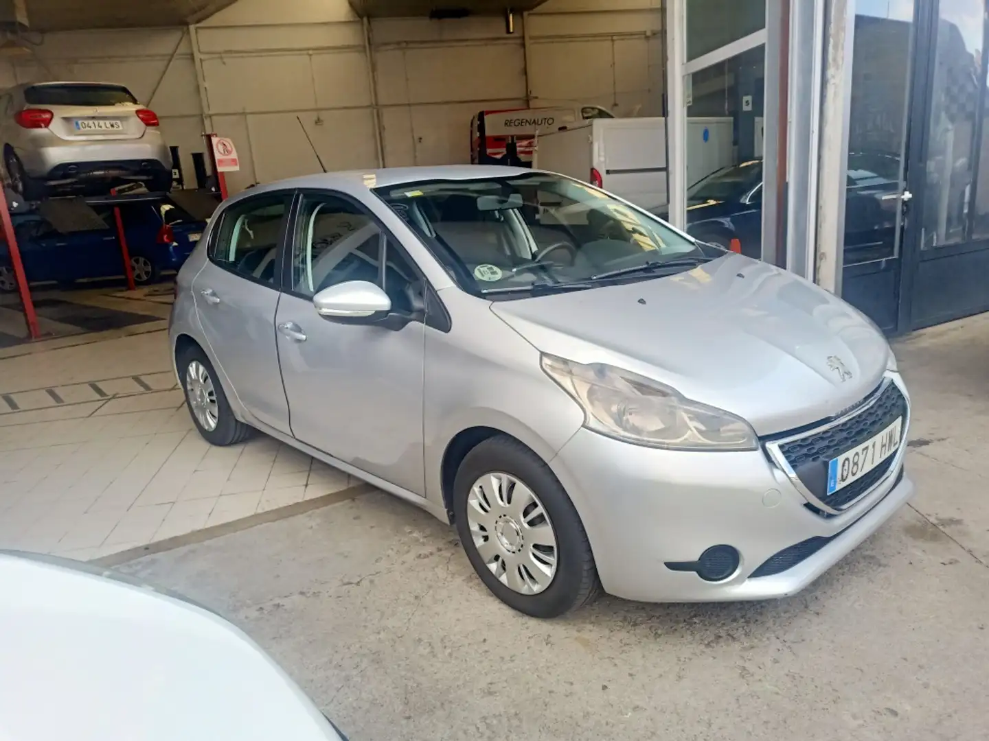 Peugeot 208 1.4HDi Style - 1