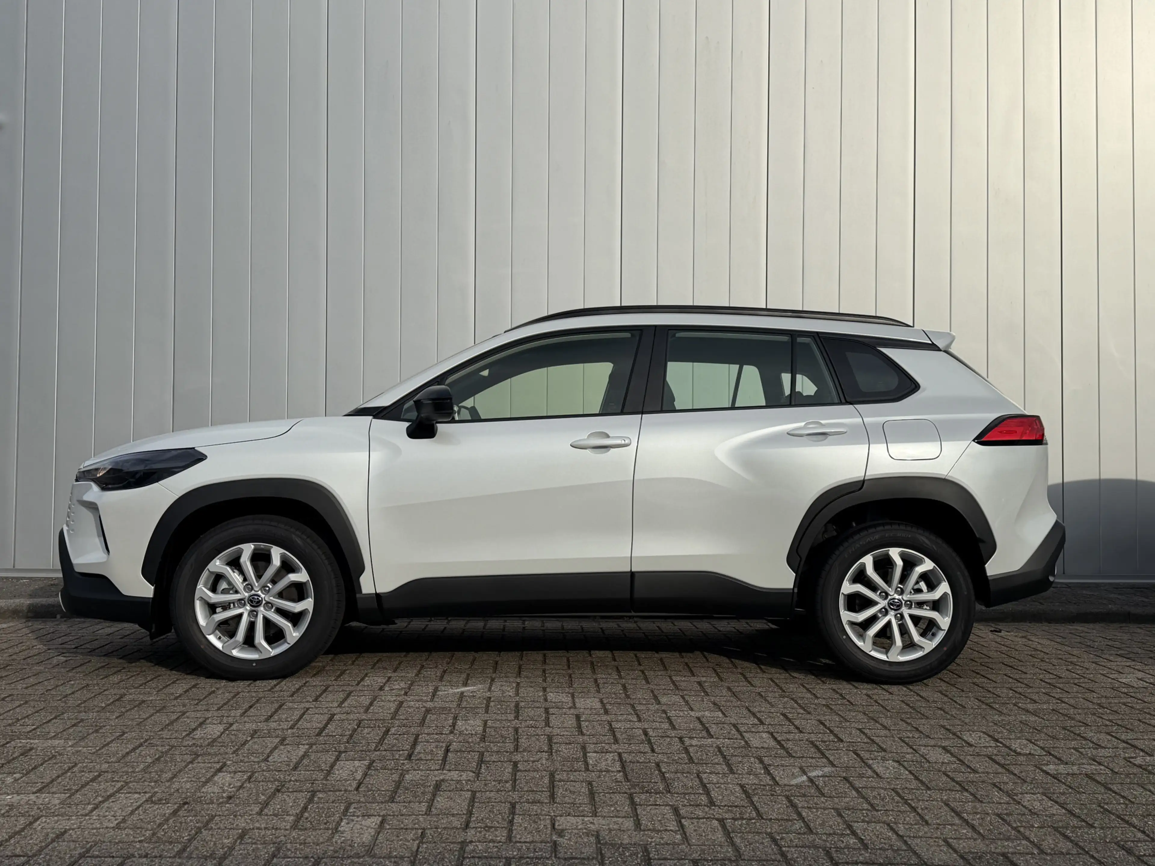 Toyota Corolla Cross Hybrid 140 Active Voorraad Deal Stoel Verwarming — photo 2