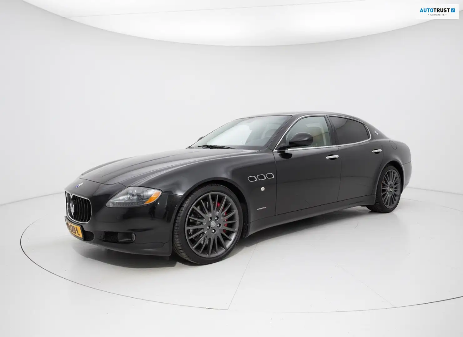 Maserati Quattroporte 4.7 Sport GT S Schwarz - 1