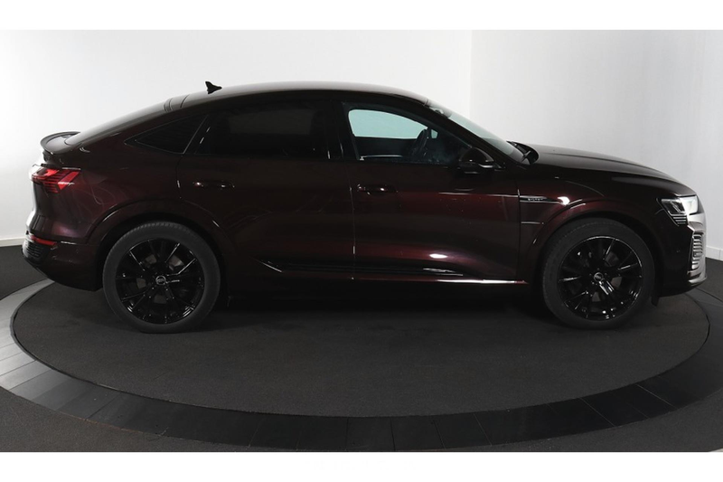 Audi Q8 55 Quattro S Edition 115 kWh — photo 6