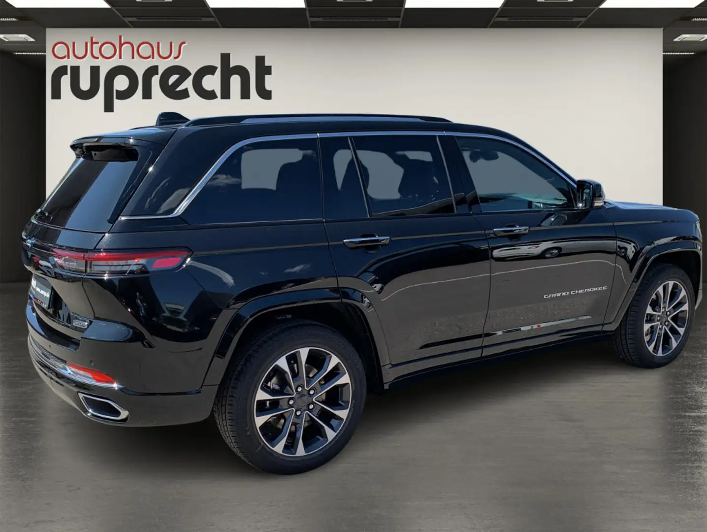 Jeep Cherokee Overland 4xe MY23 Schwarz - 2