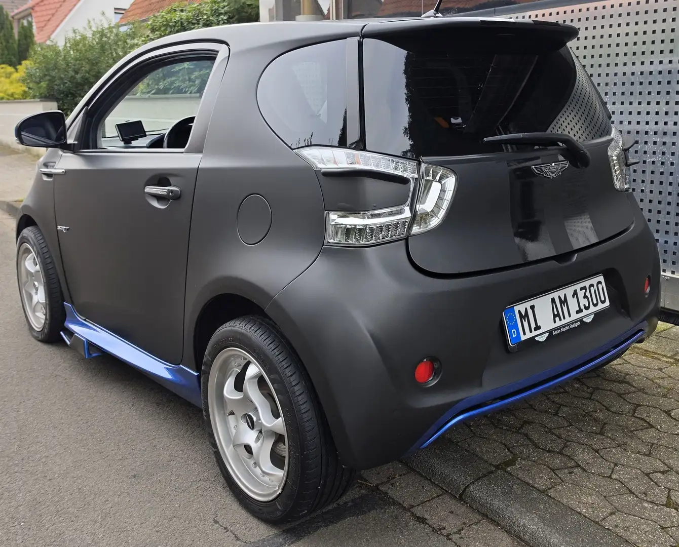 Aston Martin Cygnet Cygnet CVT Schwarz - 2