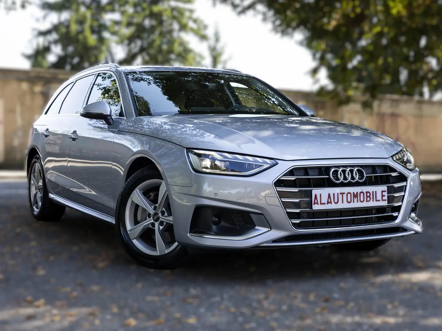 Audi A4 Avant 40 2.0 tdi mhev S-tronic*Matrix* Cockpit* Gris - 1