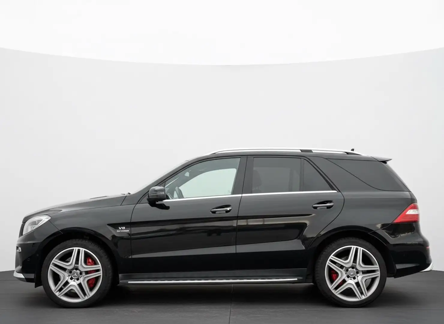 Mercedes-Benz ML 63 AMG 5.5L/HARMAN/ENTERTAIMENT/AMBIENTE Schwarz - 2