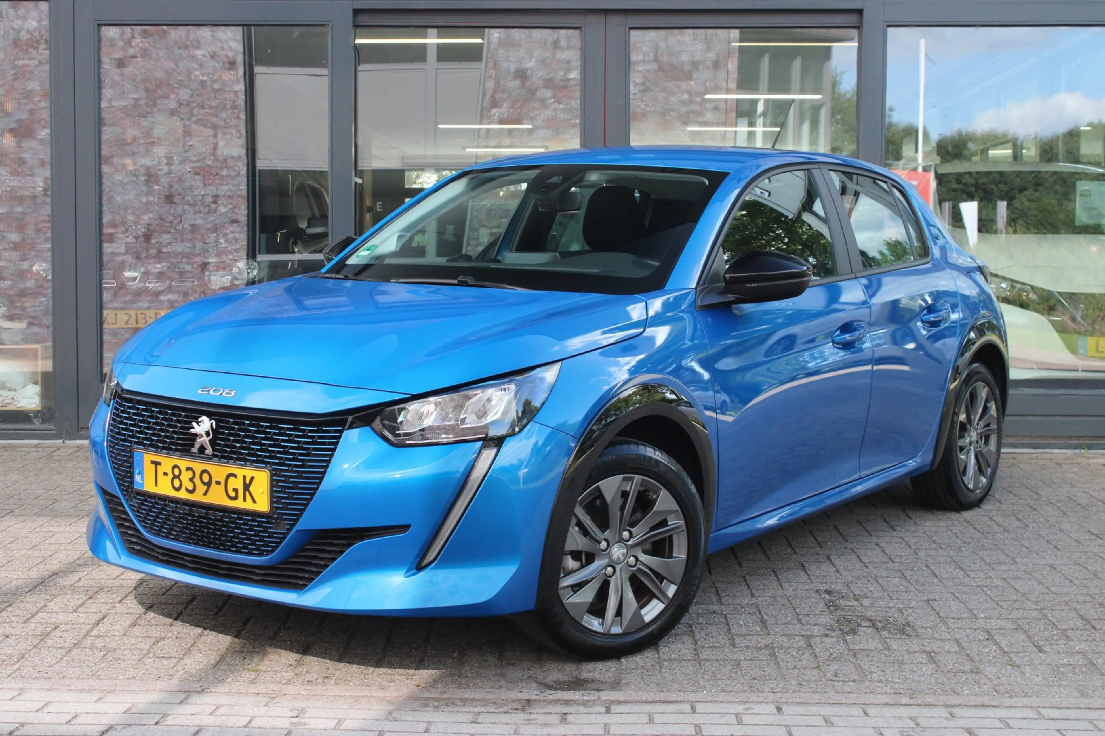 Peugeot e-208 EV Active Pack 50 kWh | SOH 99% | 3-fase| Stoelver