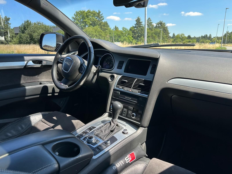 Audi Q7 4.2 TDI quattro — photo 15