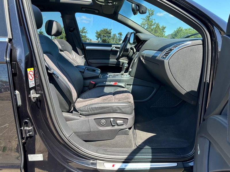 Audi Q7 4.2 TDI quattro — photo 13