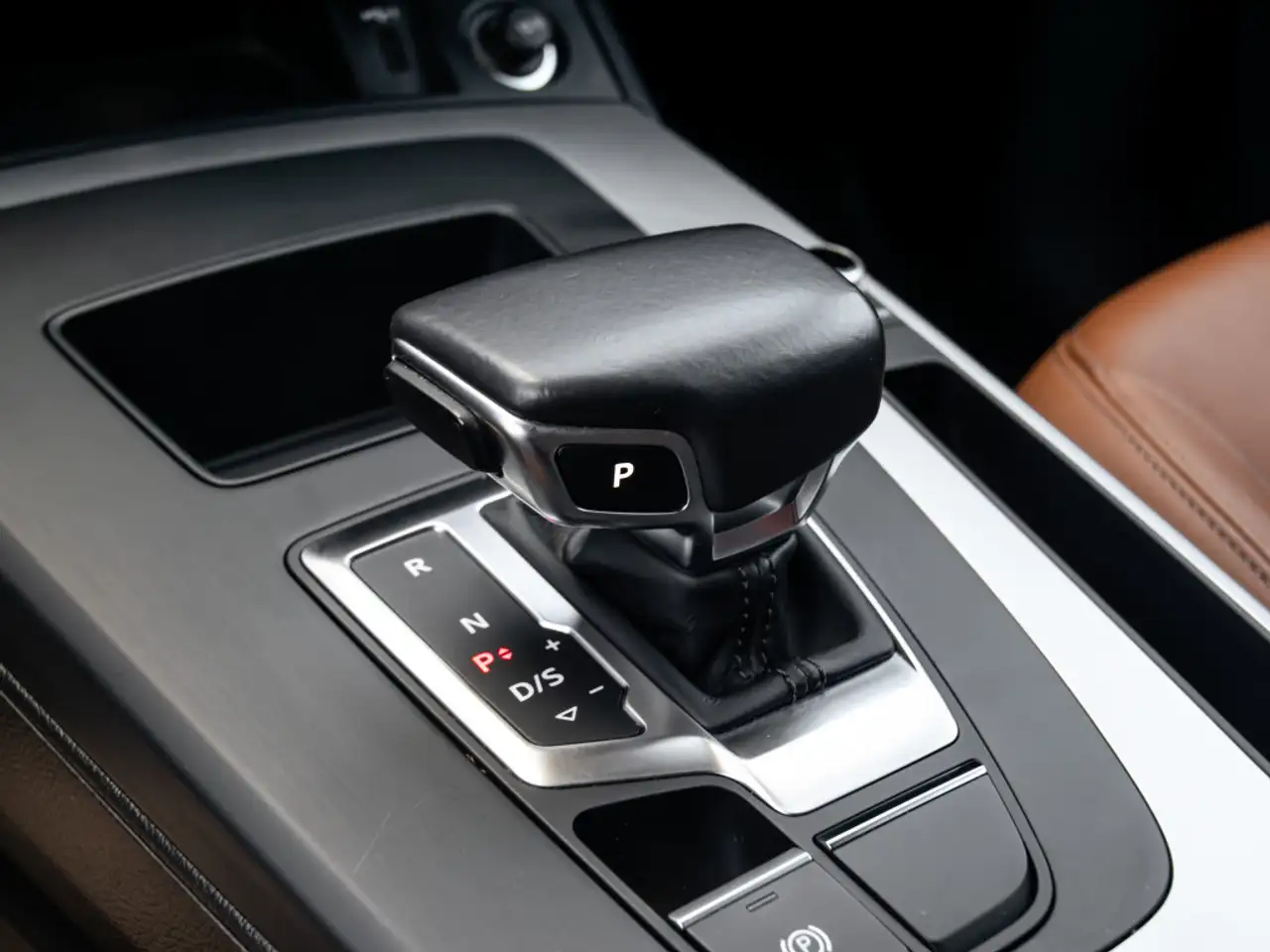 Audi Q5 снимка Audi Q5