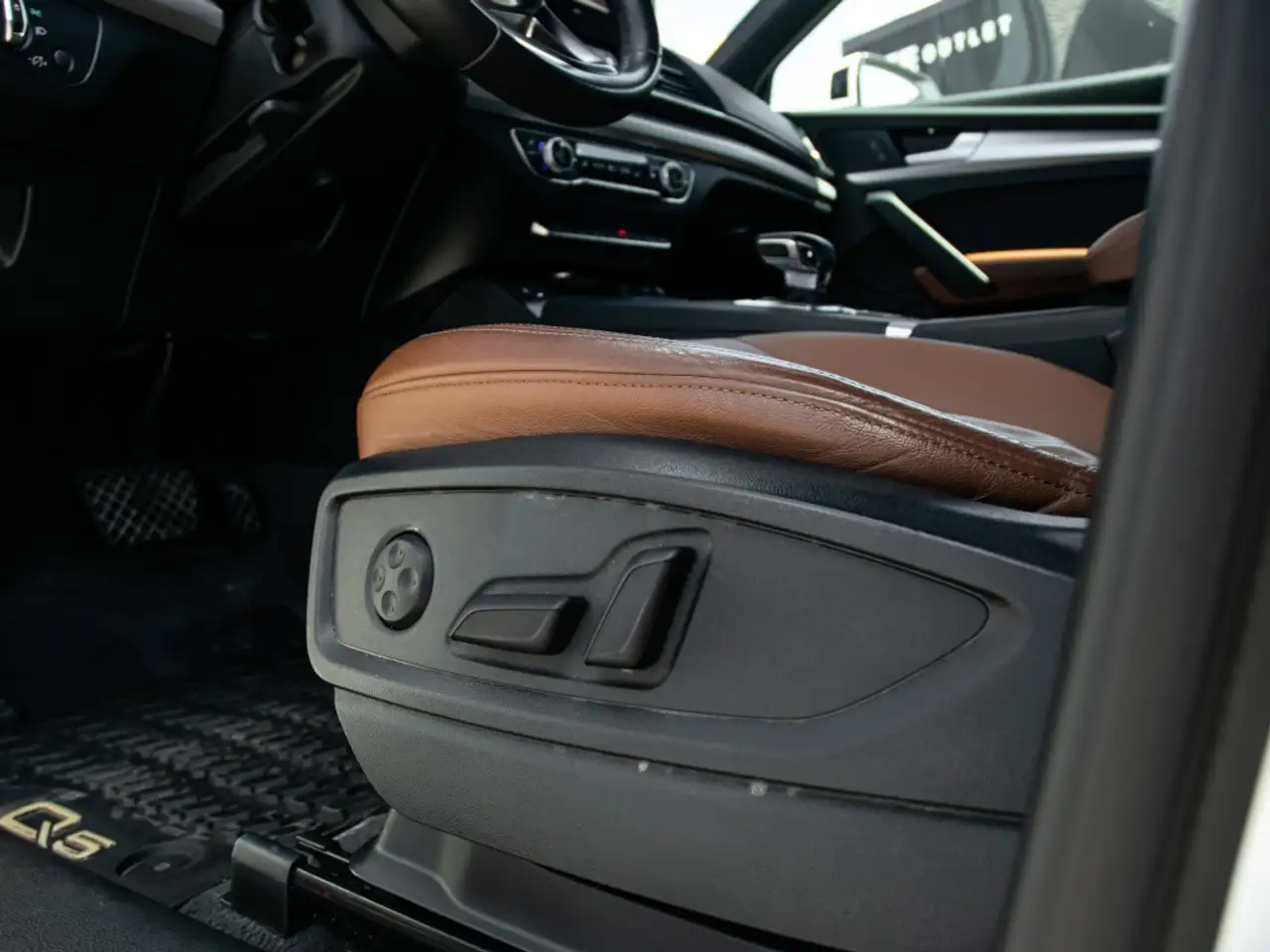 Audi Q5 снимка Audi Q5
