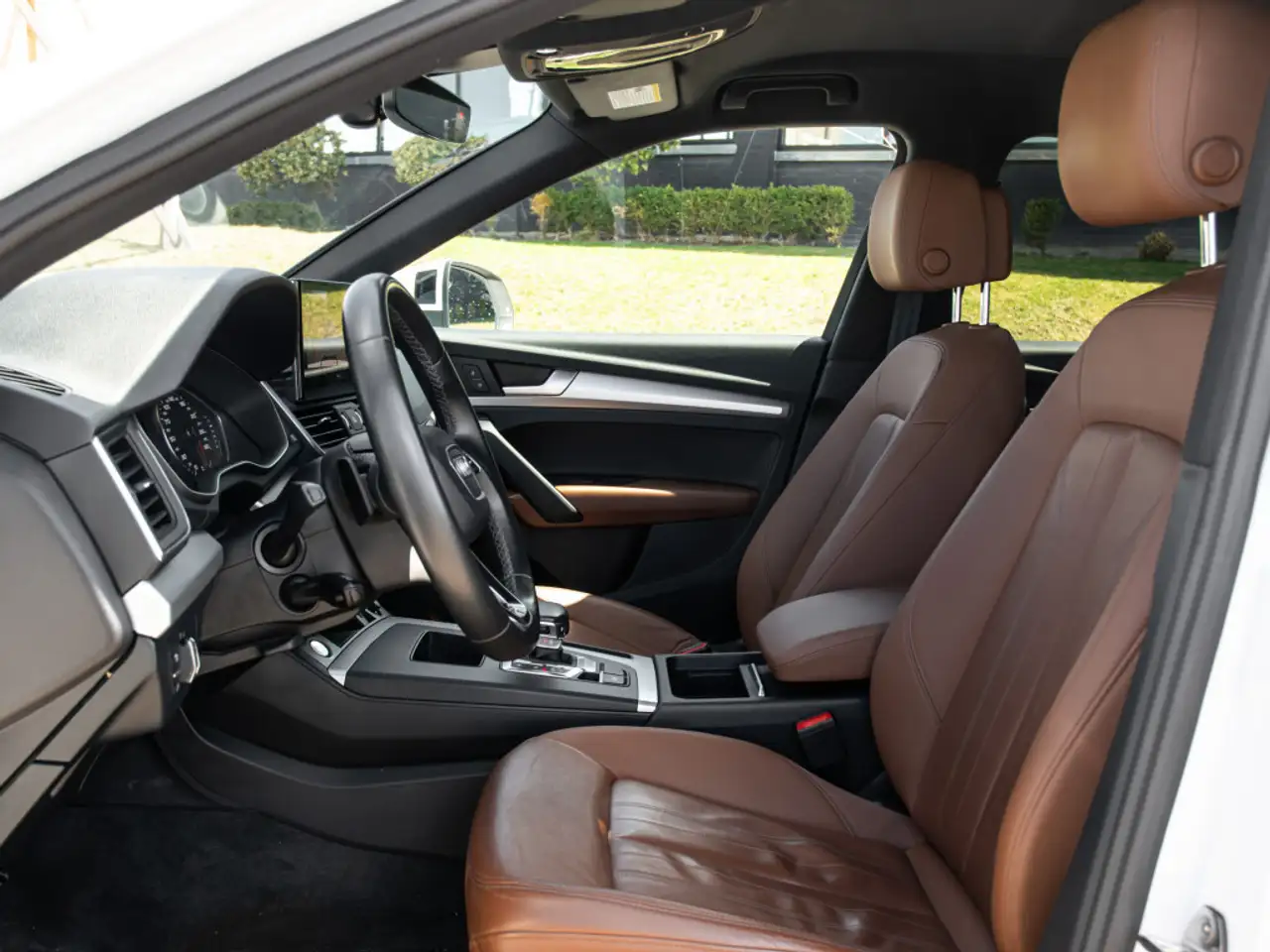 Audi Q5 снимка Audi Q5