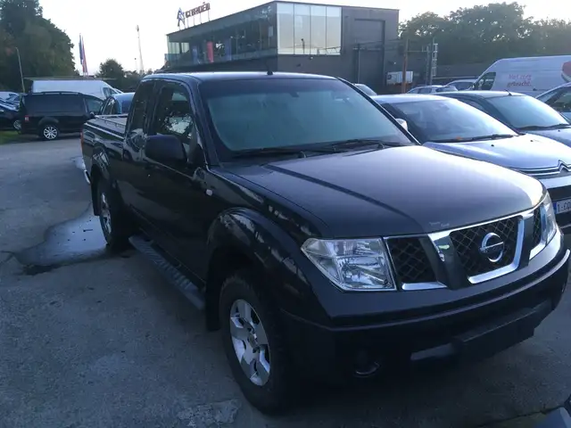 Nissan Navara EXPORT-MARCHAND