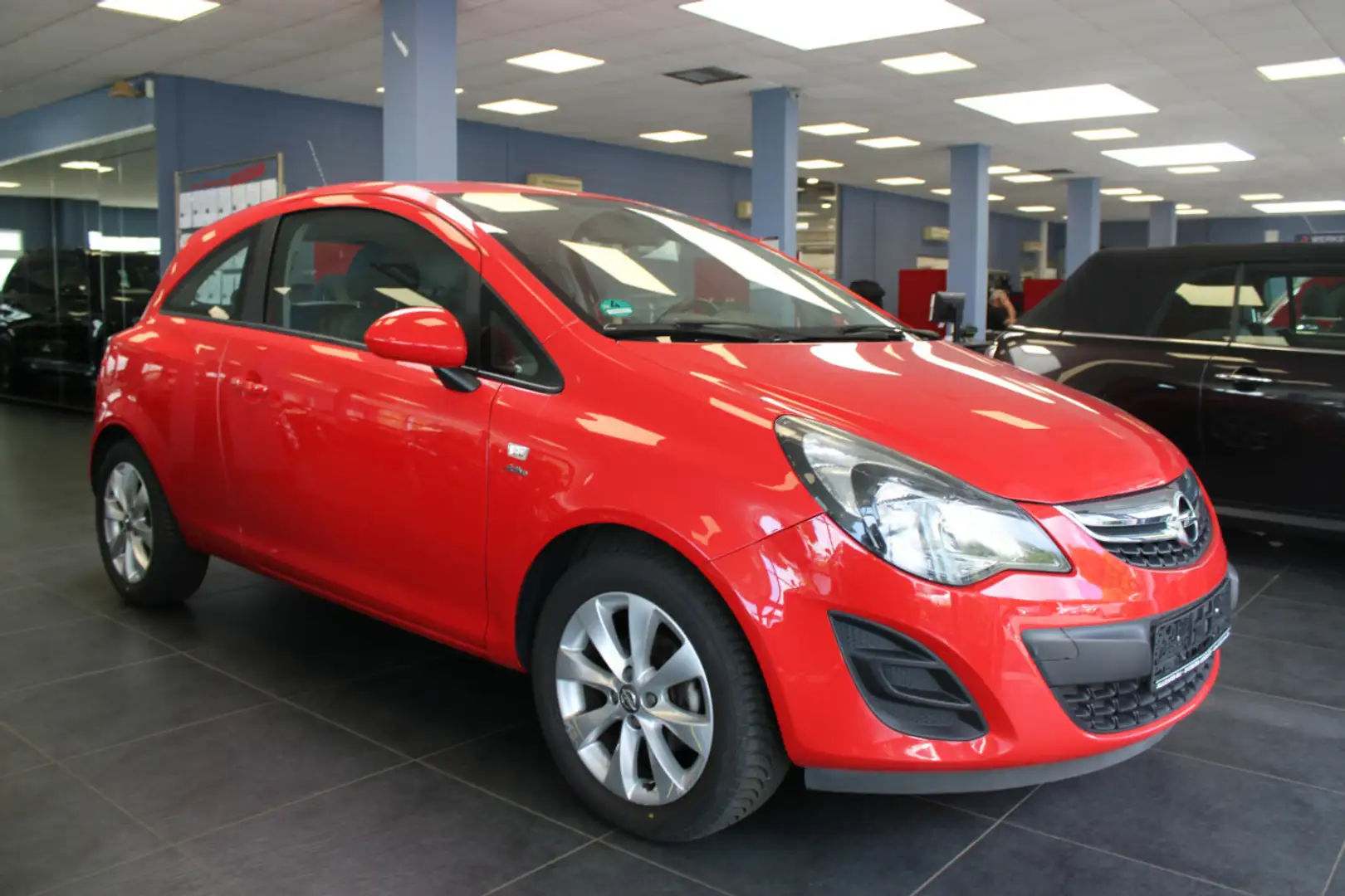 Opel Corsa 1.4 16V Active - 3-Türig - Rot - 1