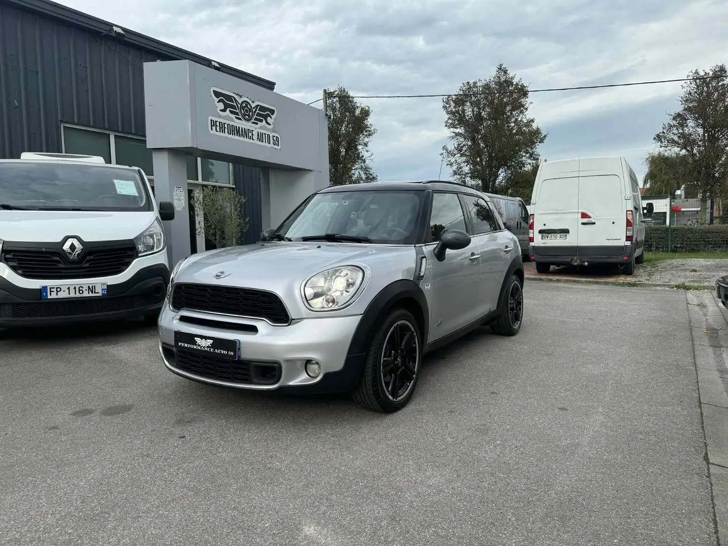 MINI Cooper SD Countryman R60 2.0 SD ALL4 Gris - 1
