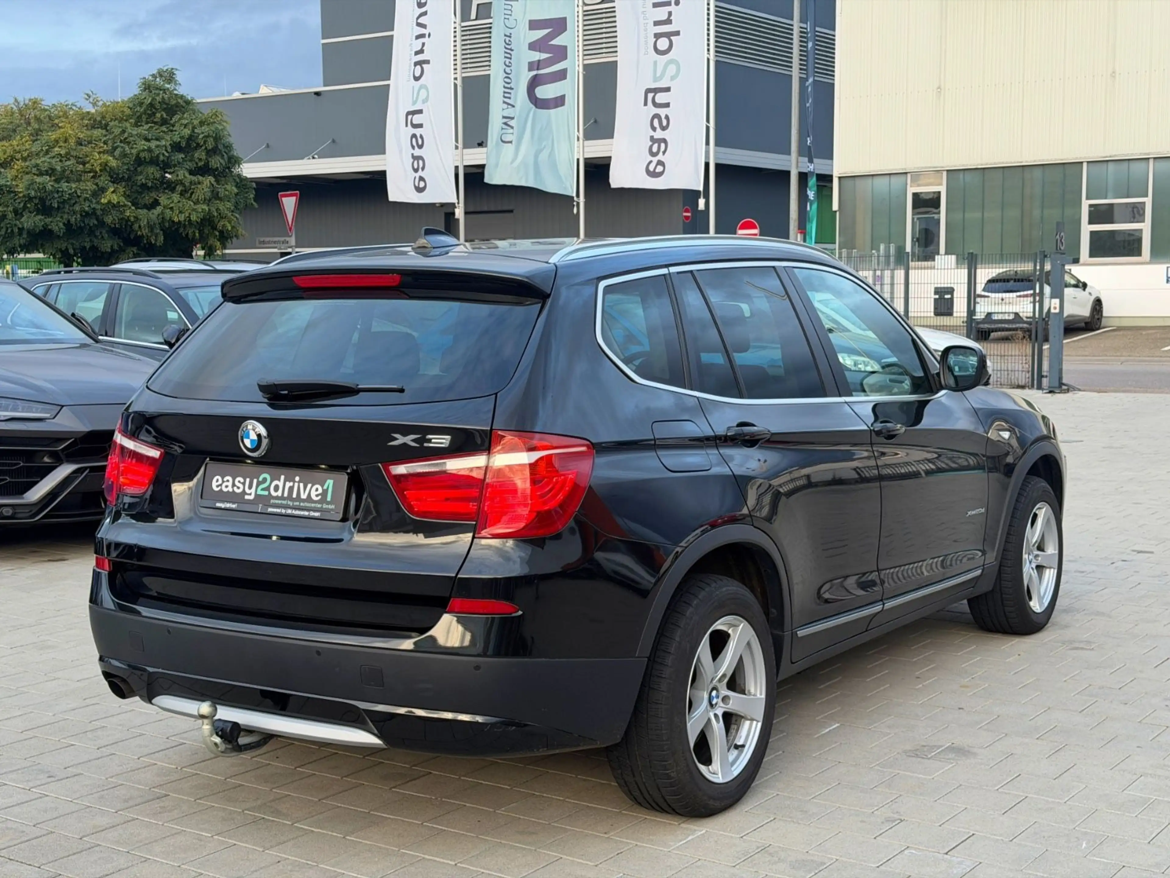 BMW X3 xDrive 20 d/NAVI/LEDER/PANO/AHK/MEMORY/PDC — photo 6