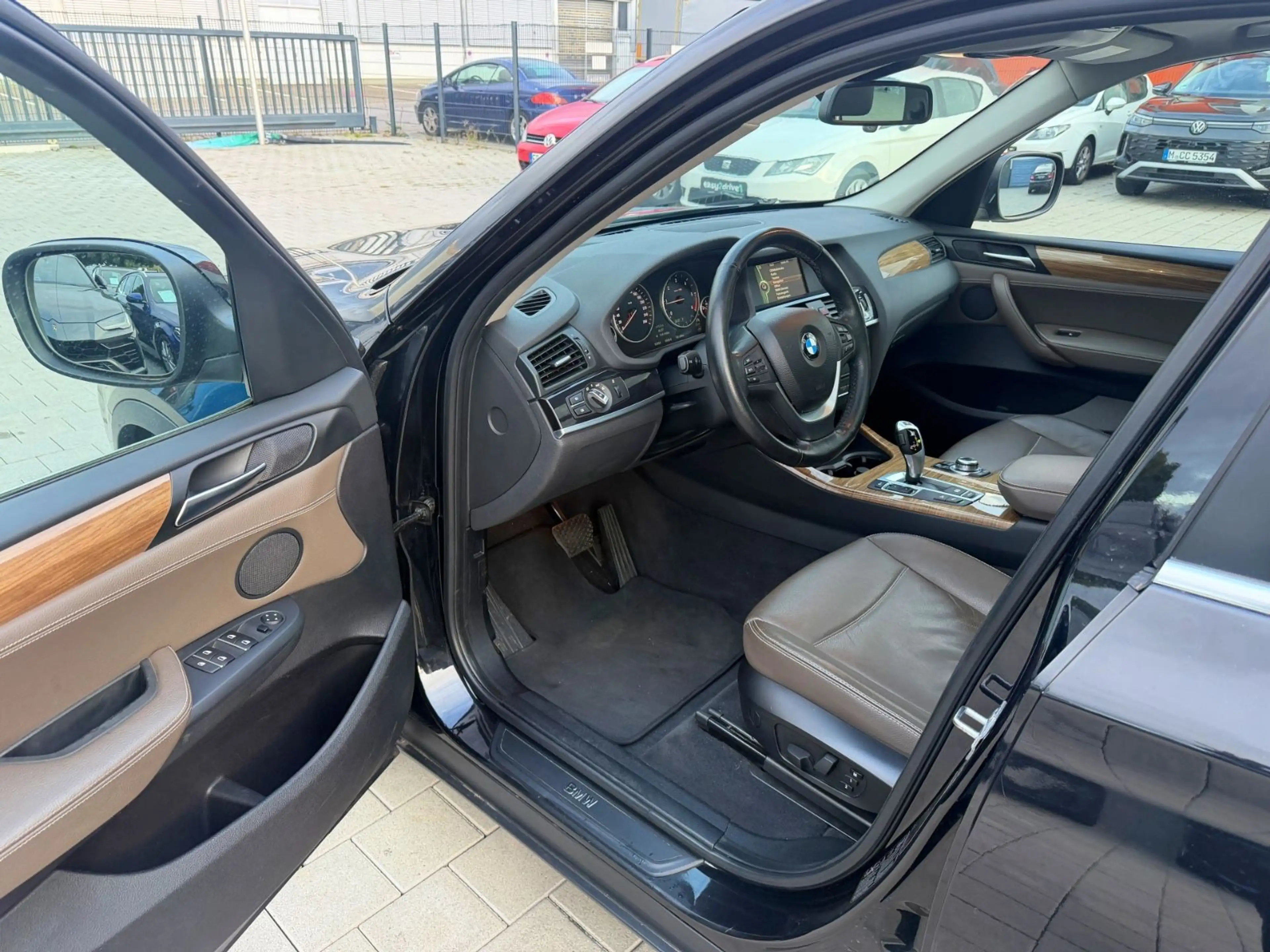 BMW X3 xDrive 20 d/NAVI/LEDER/PANO/AHK/MEMORY/PDC — photo 10