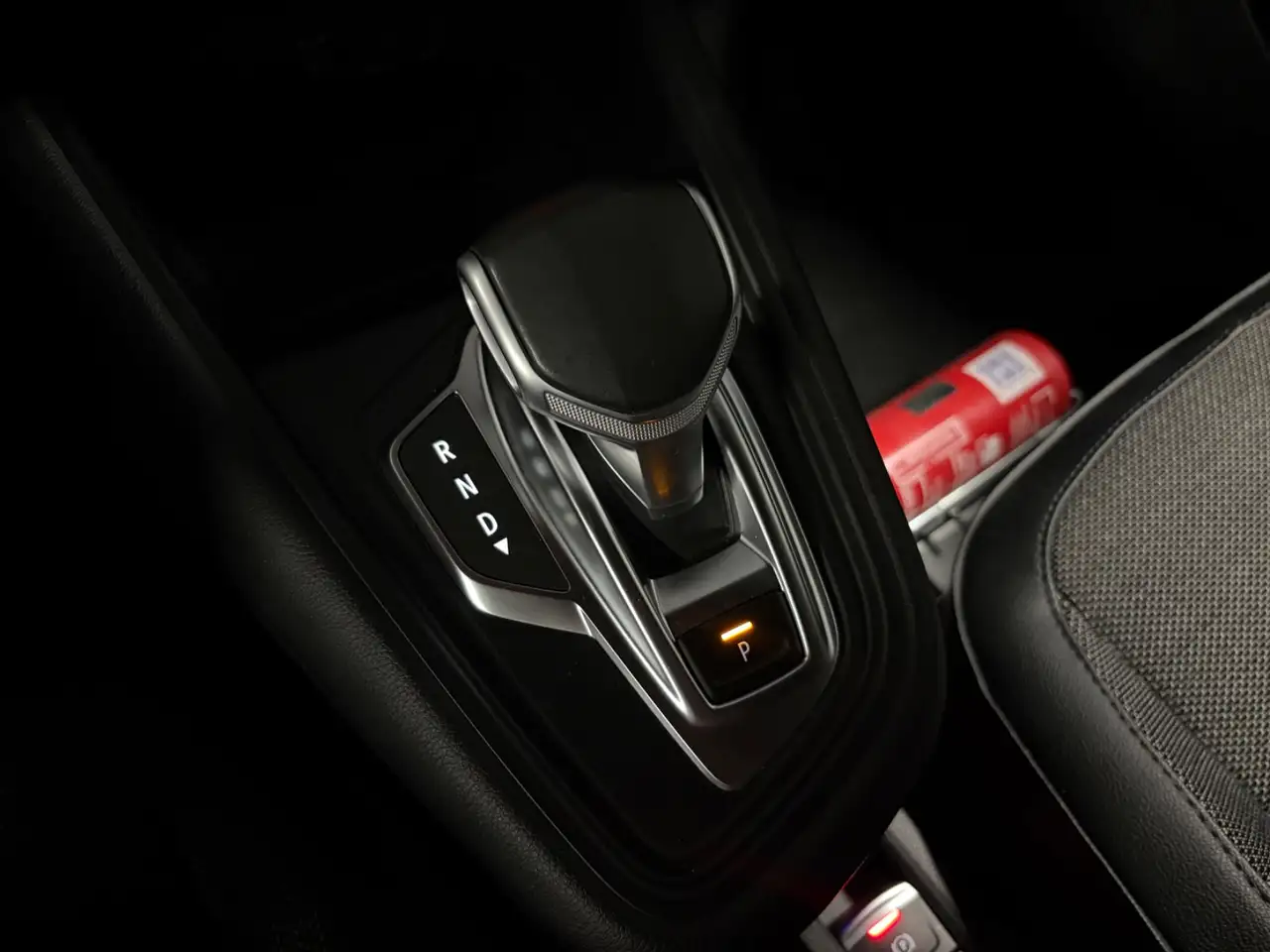 Renault Captur — photo 17