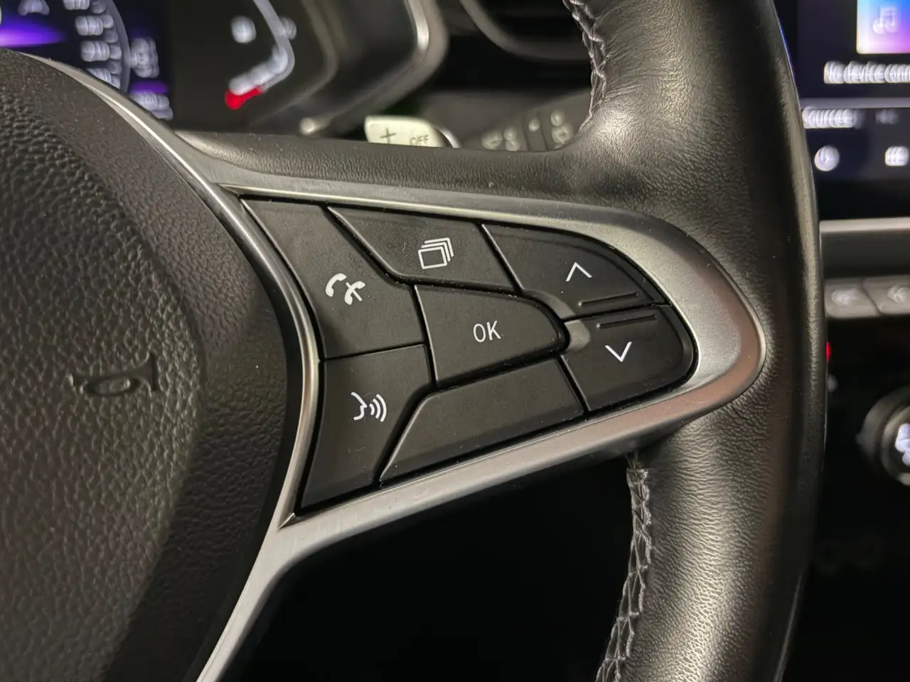 Renault Captur — photo 41