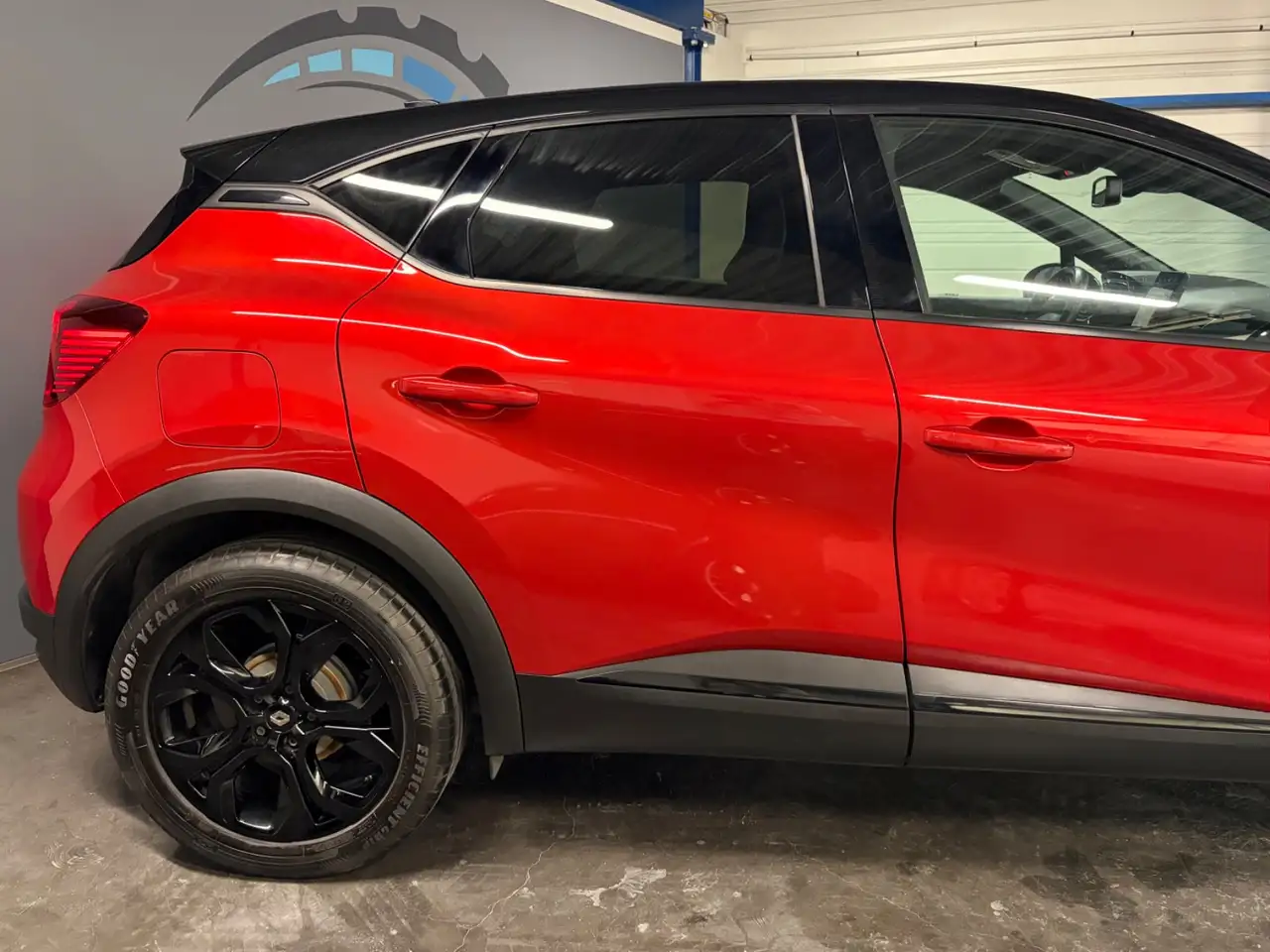 Renault Captur — photo 23