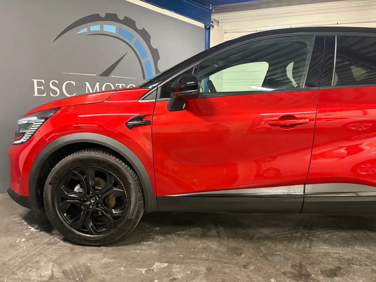 Renault Captur — photo 25