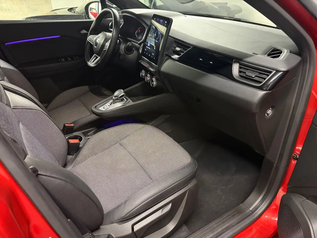 Renault Captur — photo 5