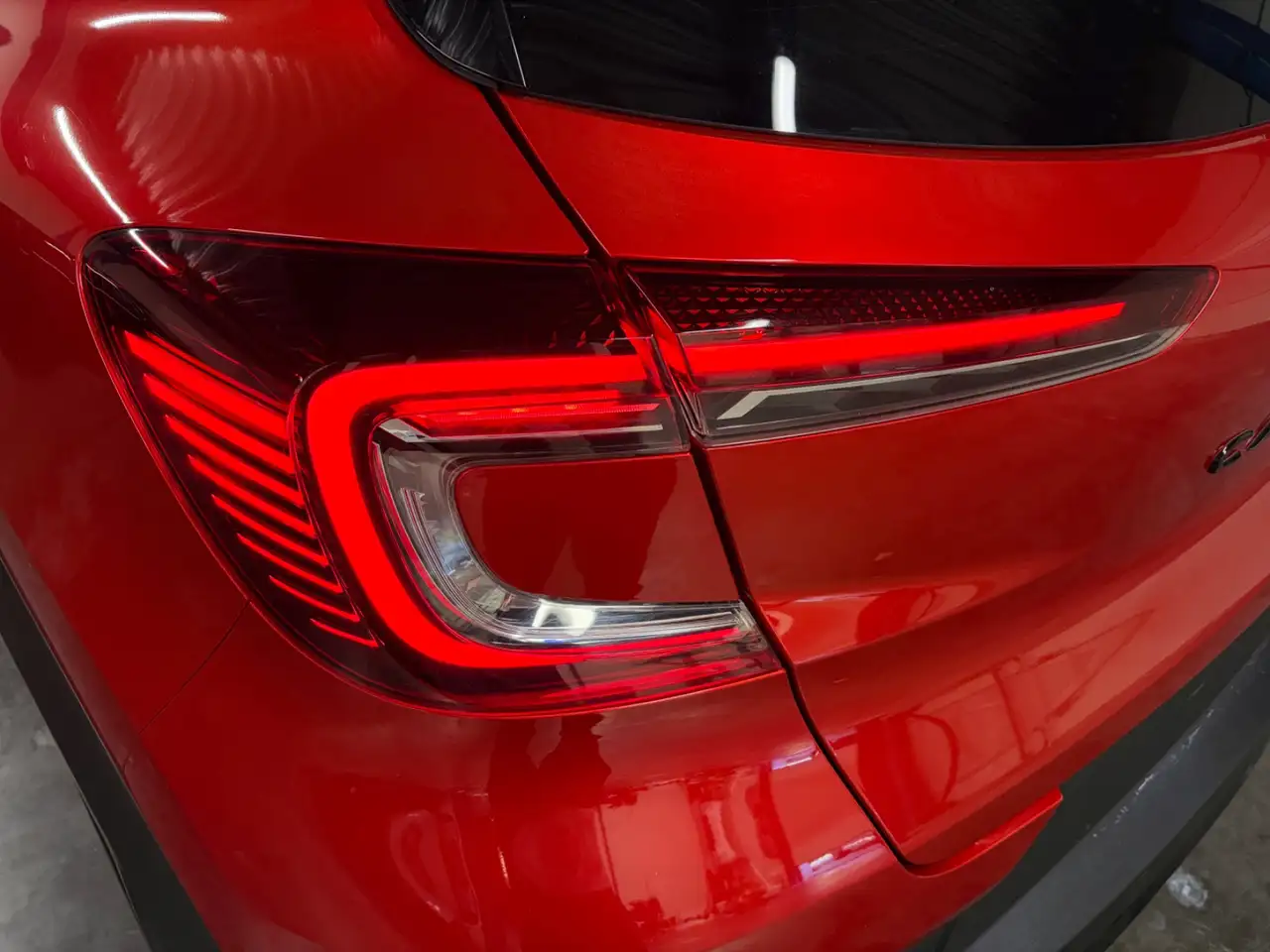 Renault Captur — photo 29