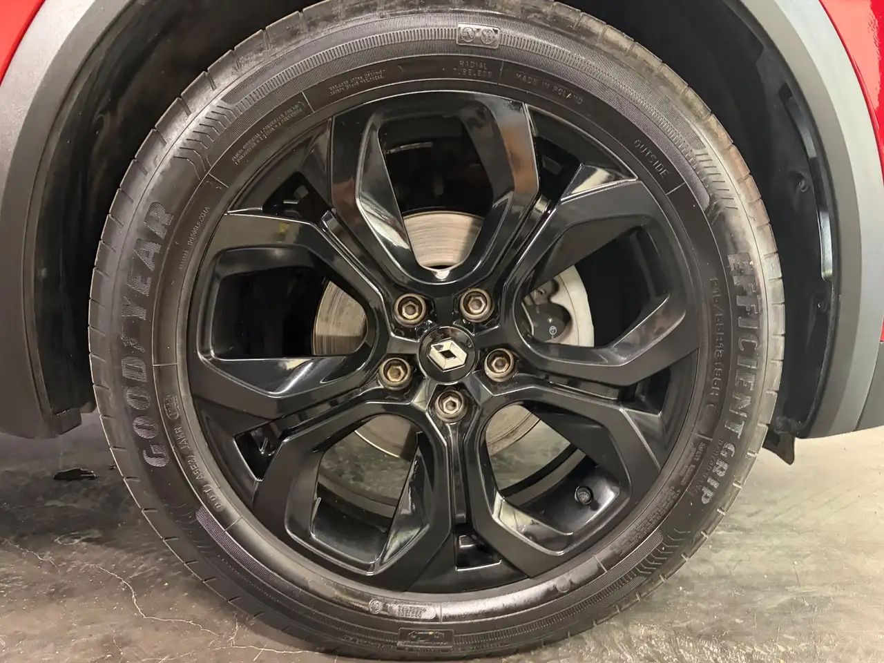 Renault Captur — photo 35