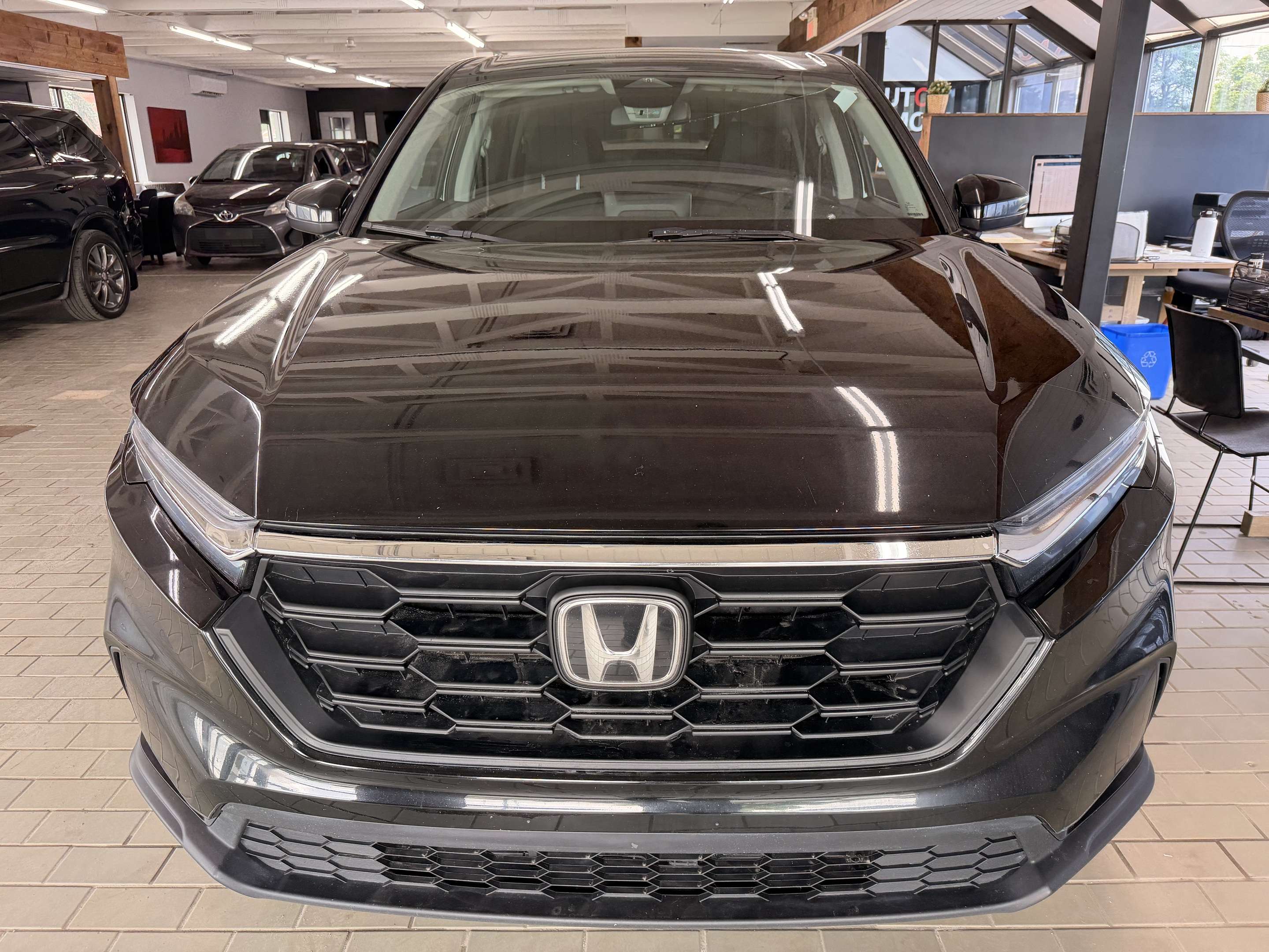 2023 Honda CR-V LX - Image 2