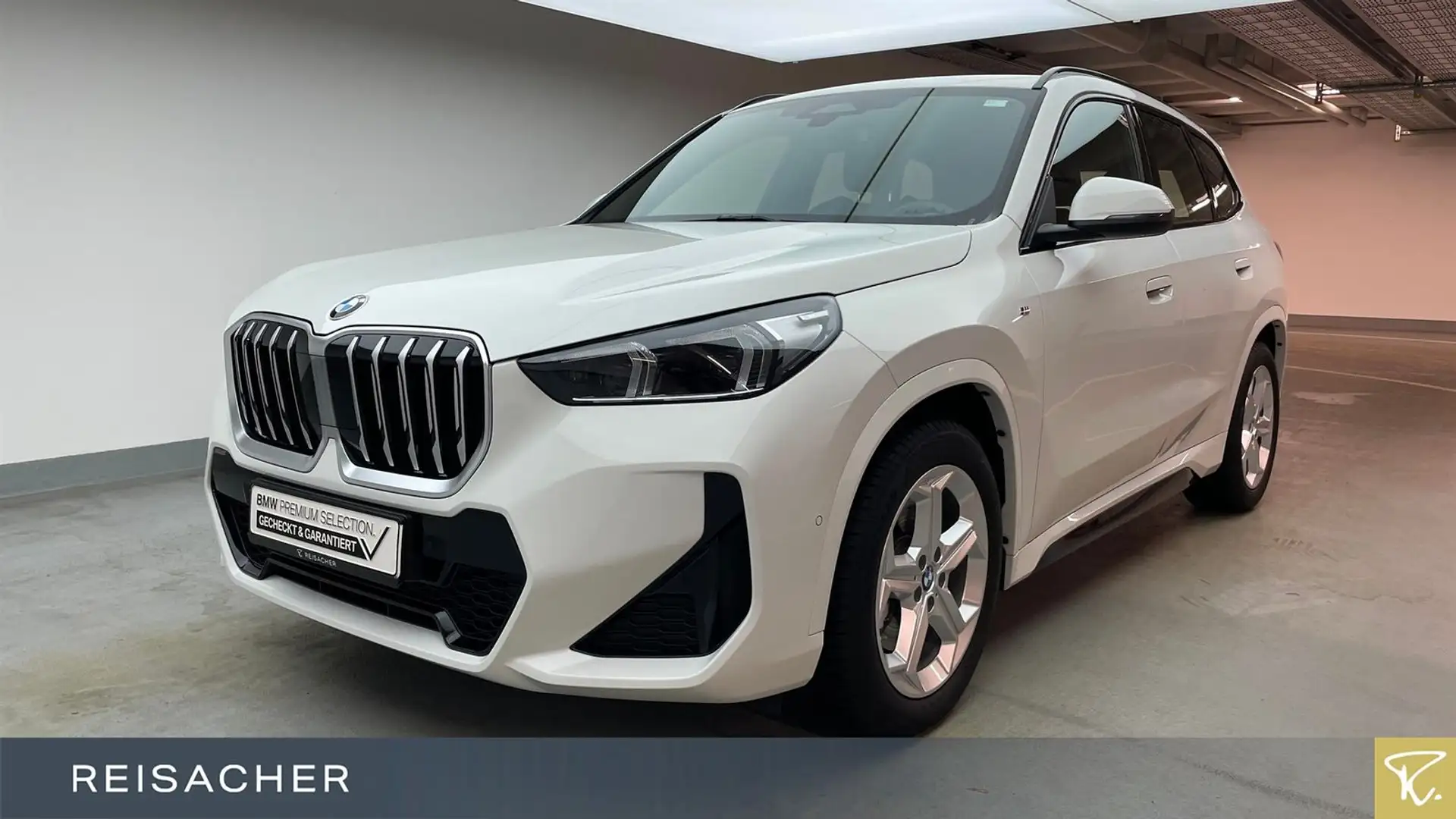 BMW X1 xDrive23i A M-Sport DA+ eSitz+Mem Navi RFK Weiß - 1