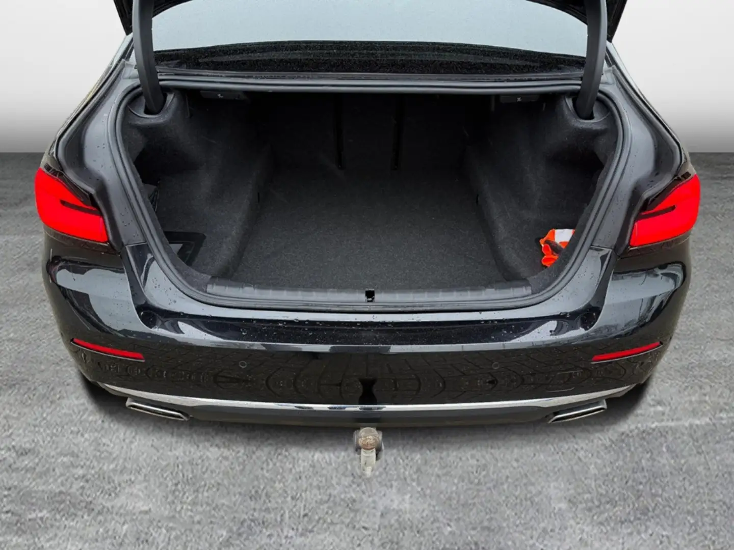 BMW 540 d xDrive Luxury Line AHK HeadUp Memory Laser Komfo Noir - 2