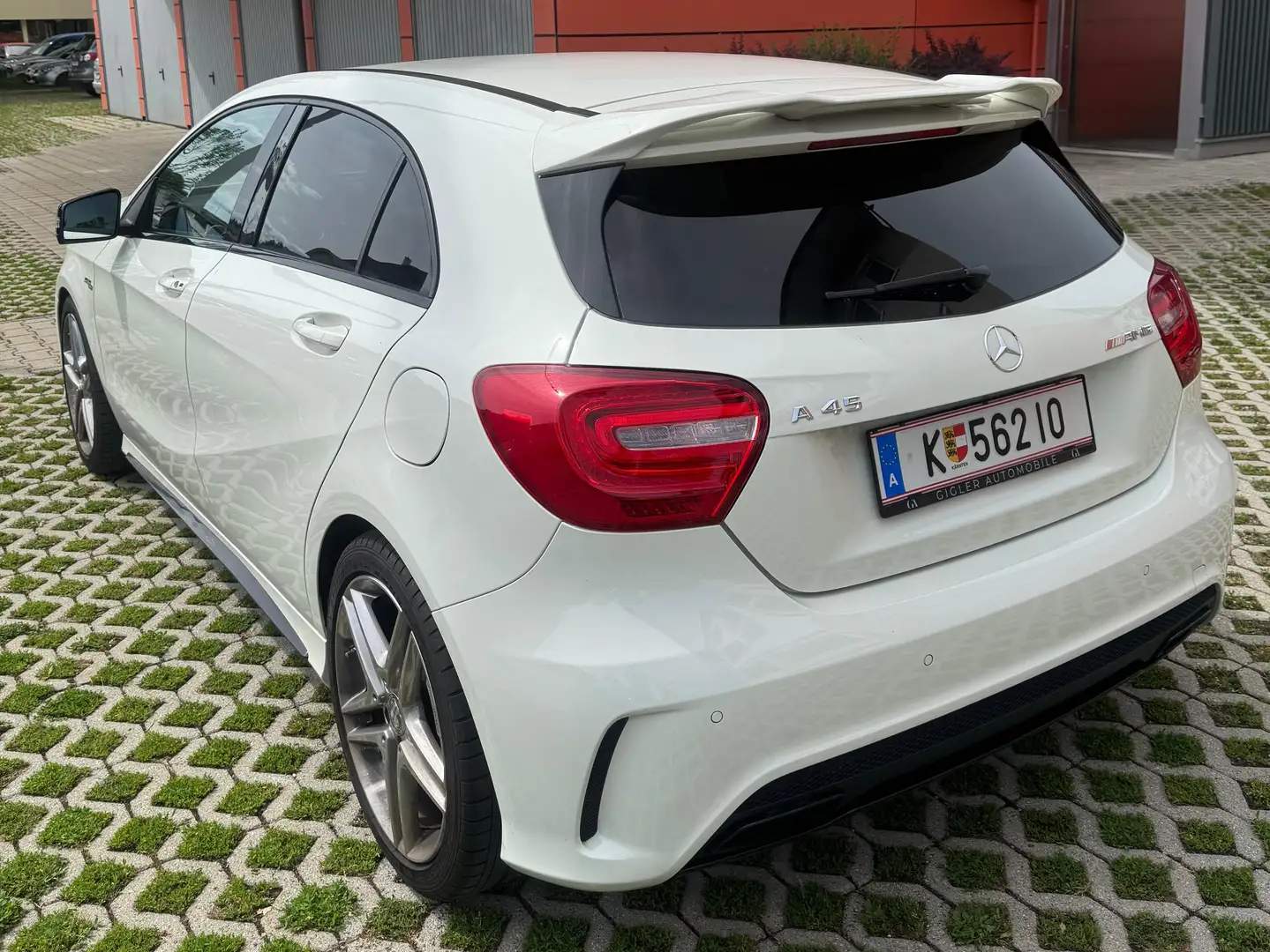 Mercedes-Benz A 45 AMG A 45 AMG 4MATIC Aut. Weiß - 2