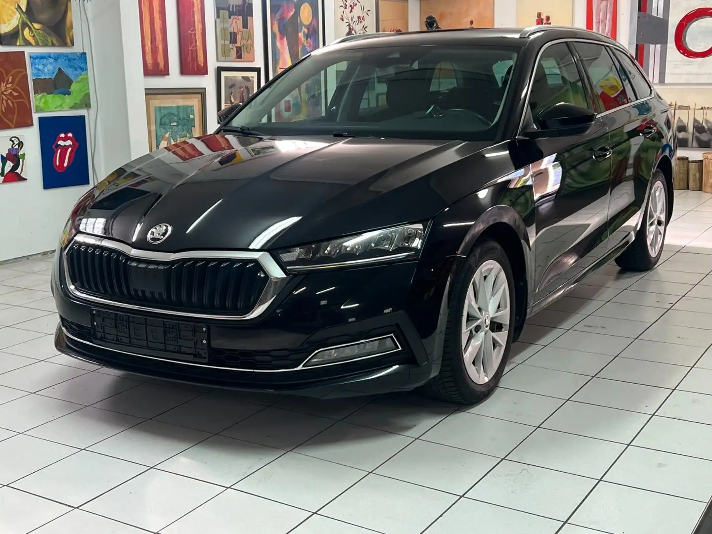 Skoda Octavia Combi Style1,5e-TSI LED SHZ Digi Garante Schwarz - 1