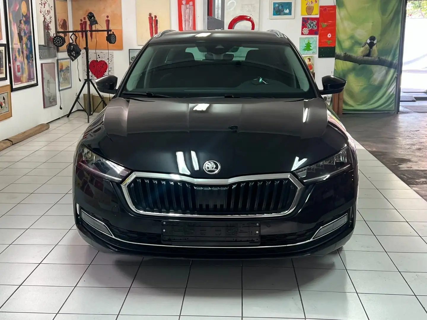 Skoda Octavia Combi Style1,5e-TSI LED SHZ Digi Garante Schwarz - 2