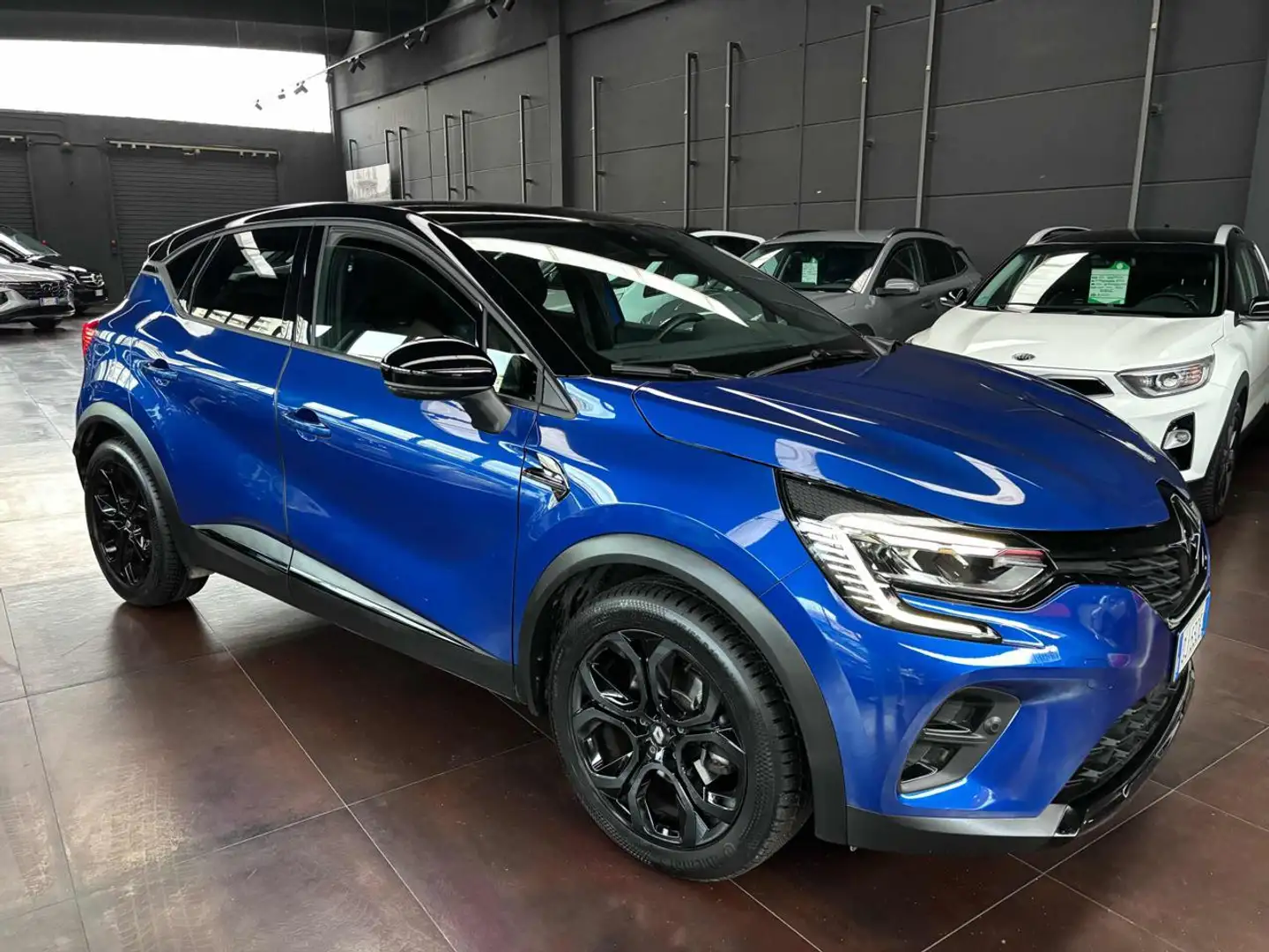 Renault Captur Full Hybrid E-Tech 145 CV Rive Gauche Blauw - 1