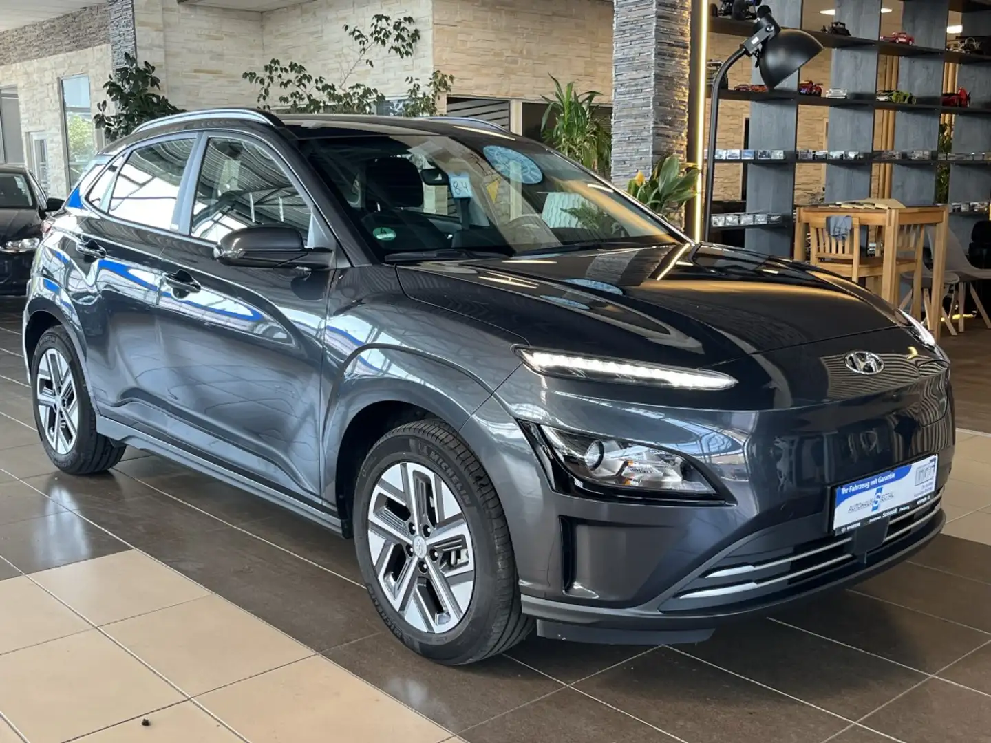 Hyundai KONA Select 2WD*ACC*R-Cam*CarPlay*PDC*SHZ*LED* Grau - 1
