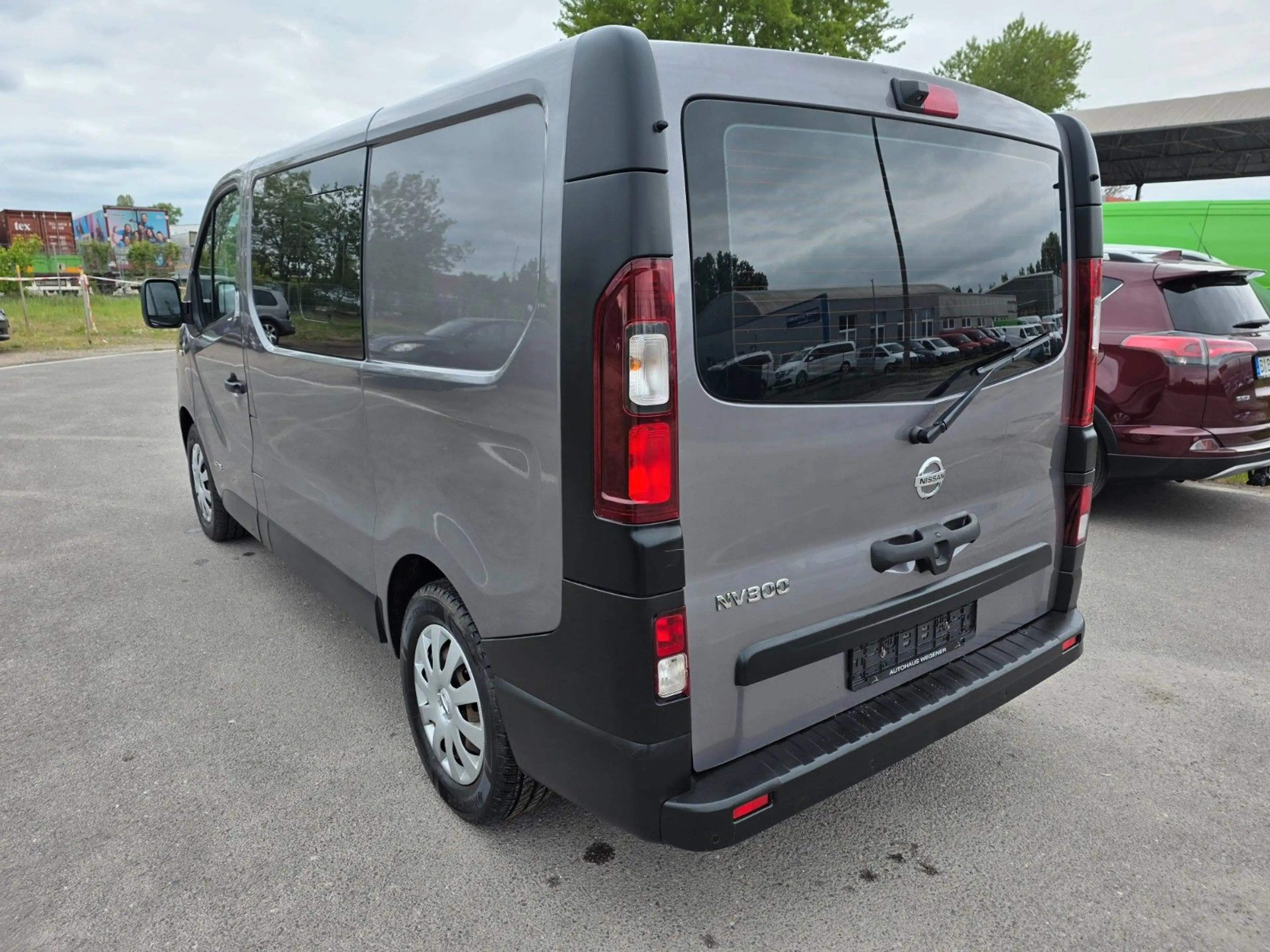 Nissan NV300 Kombi L1H1 2,7t COMFORT — photo 10