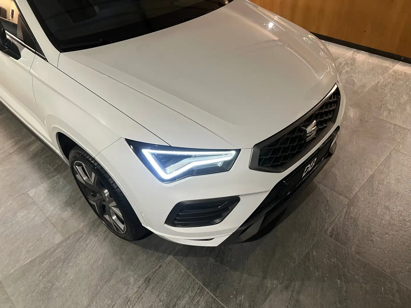 SEAT Ateca Ateca 1,5 FR - AHK - ACC - Virtual - LED - ACC - 19 Zoll - Weiß - 2