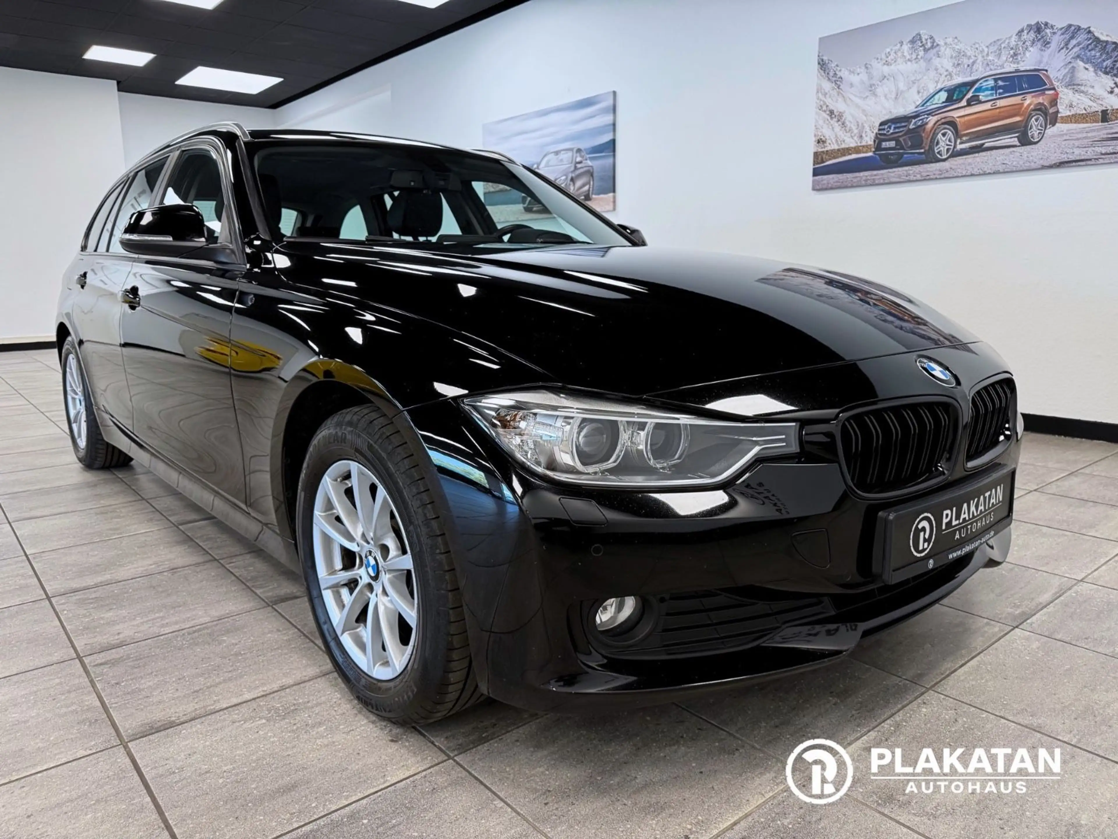 BMW 318 d Touring Leder Navi Bi-Xenon — photo 3