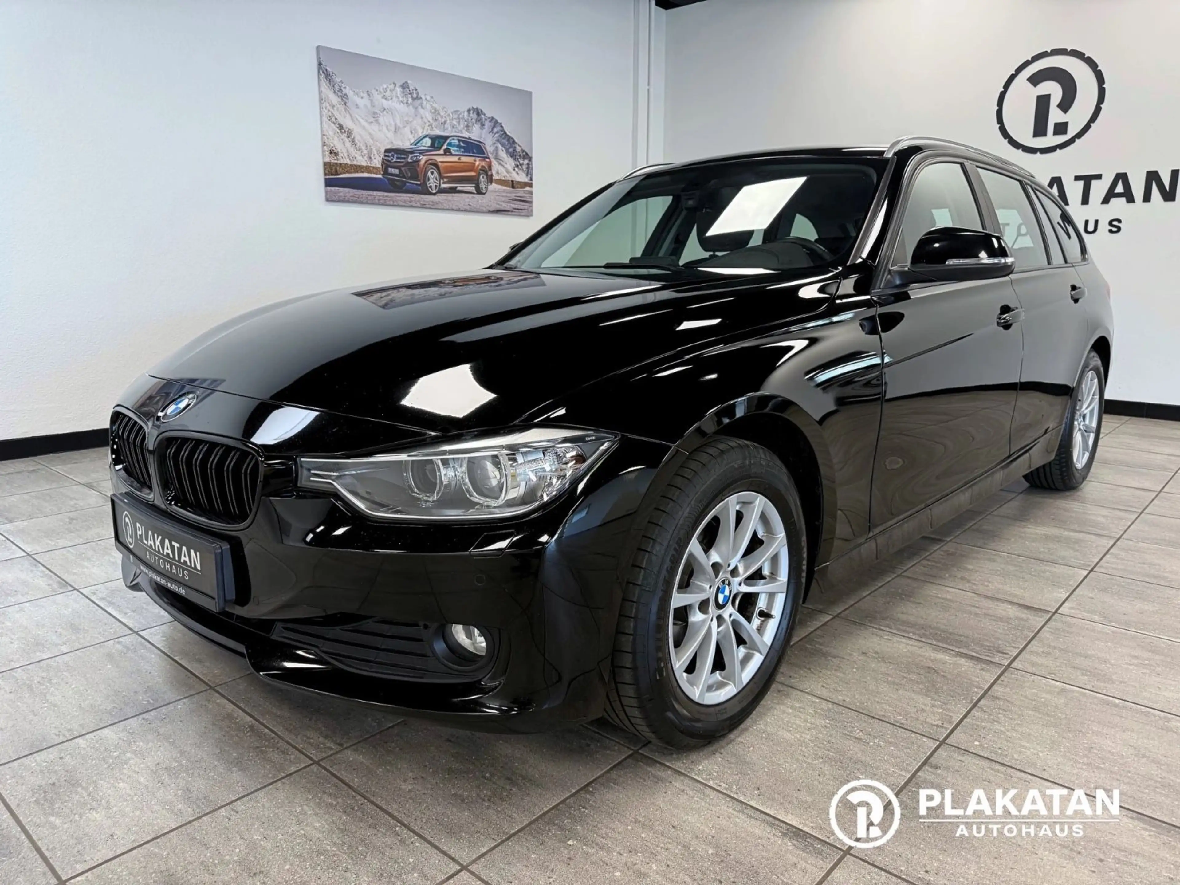 BMW 318 d Touring Leder Navi Bi-Xenon