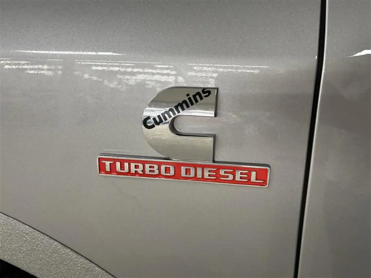 RAM 2500 снимка RAM 2500